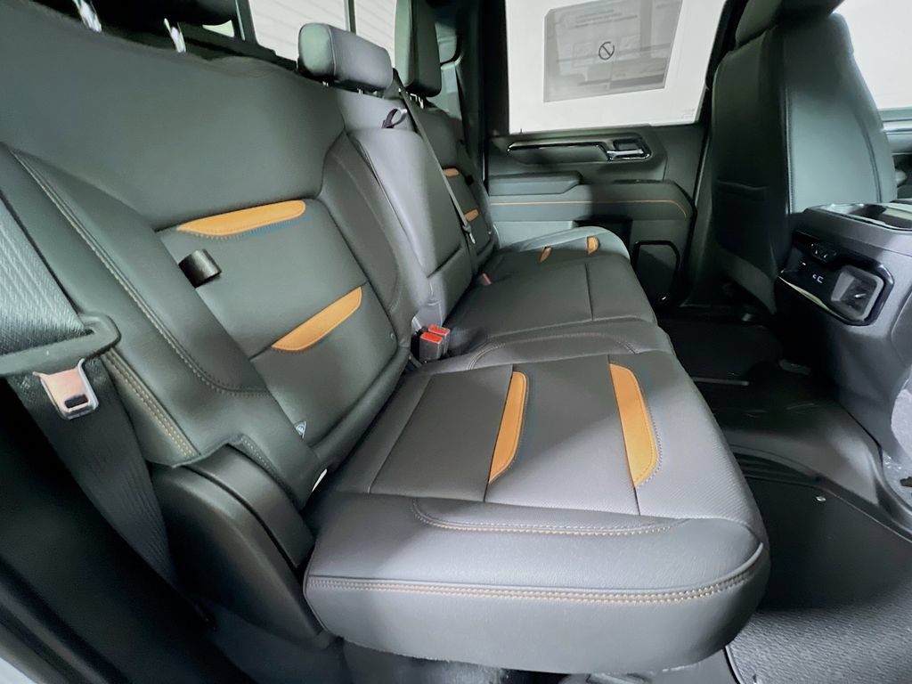 New 2026 GMC Sierra 3500 AT4 w/ AT4 Premium Plus Package AWD/4WD image 19