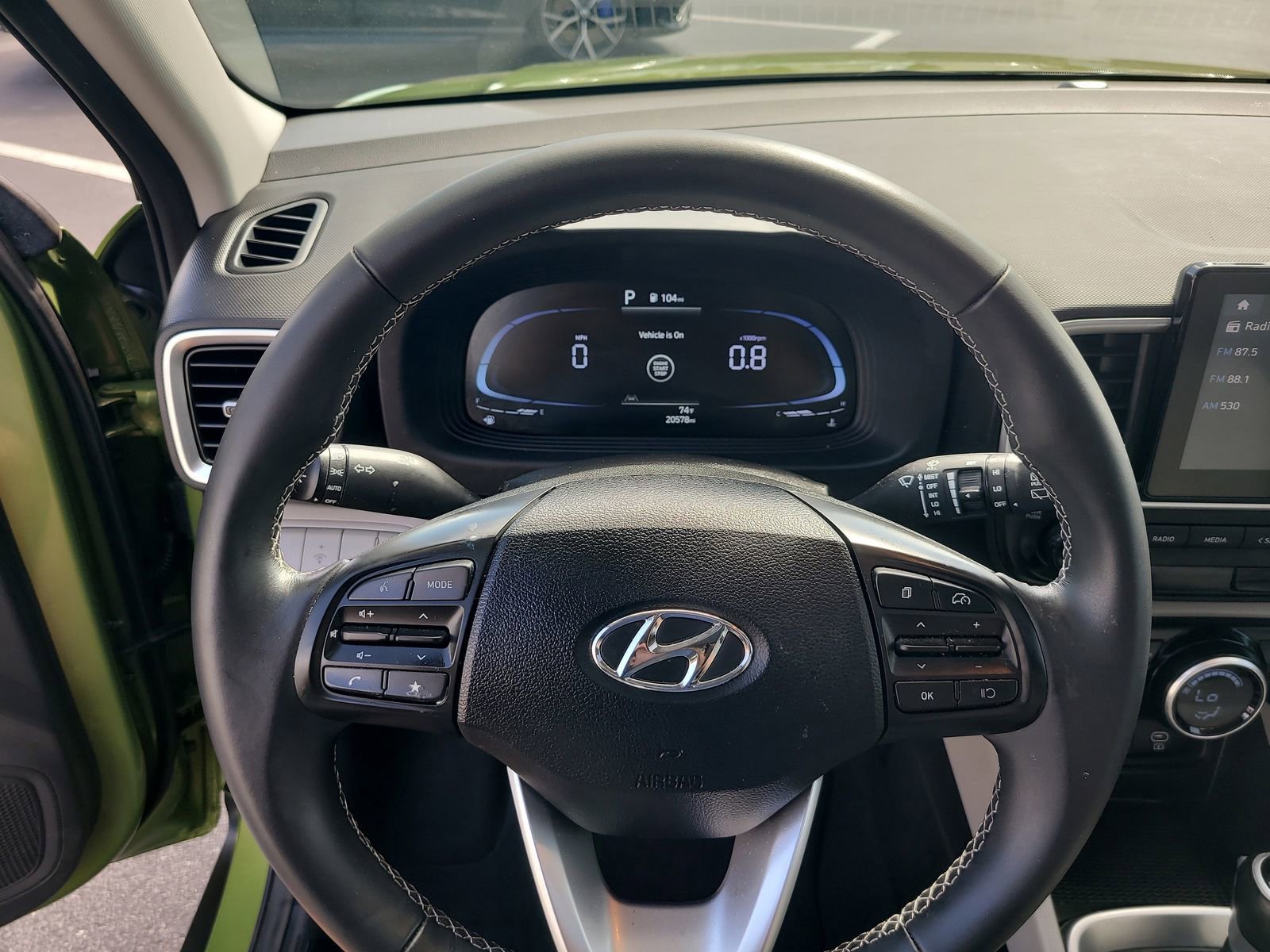 Used 2024 Hyundai Venue SEL FWD image 26