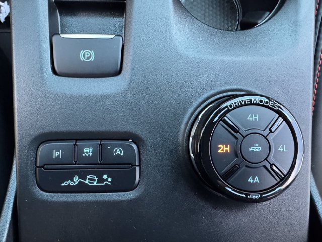 Used 2025 Ford Ranger Raptor AWD/4WD image 30