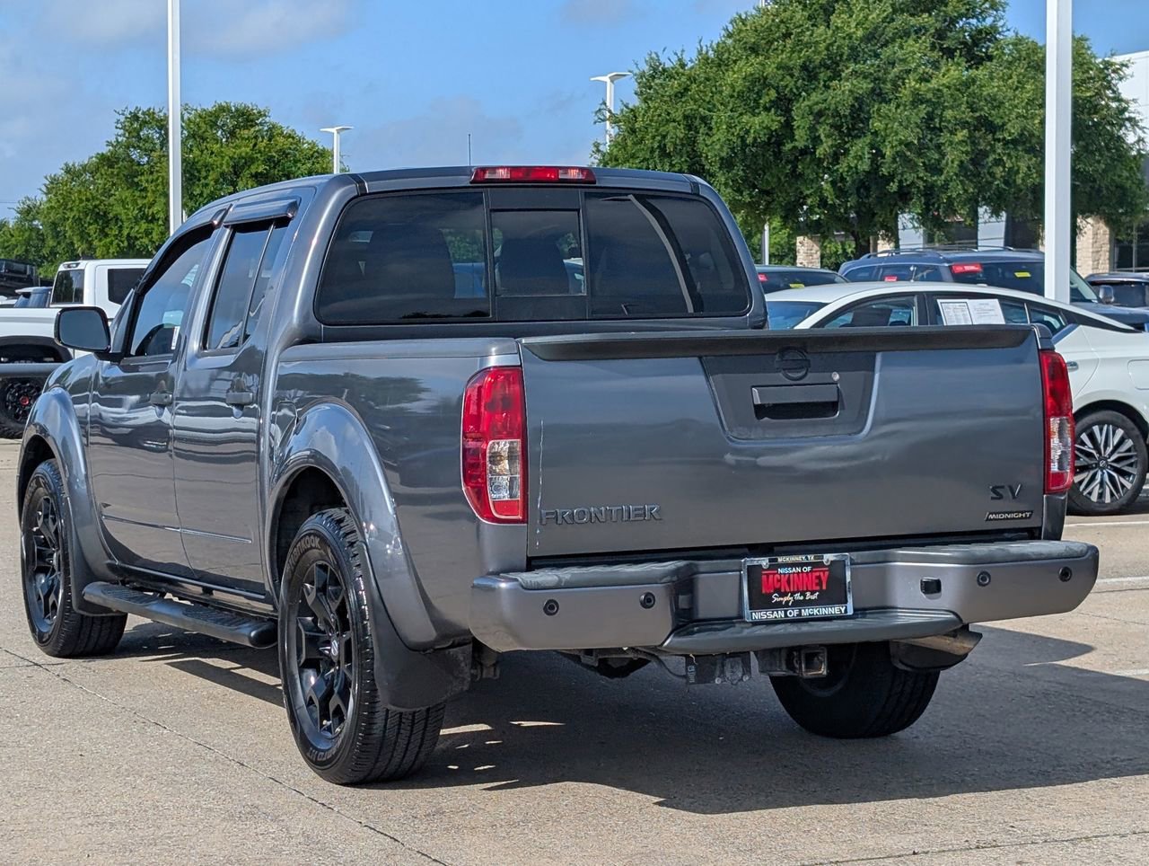 Certified 2020 Nissan Frontier SV w/ Midnight Edition Floor Mats RWD image 4