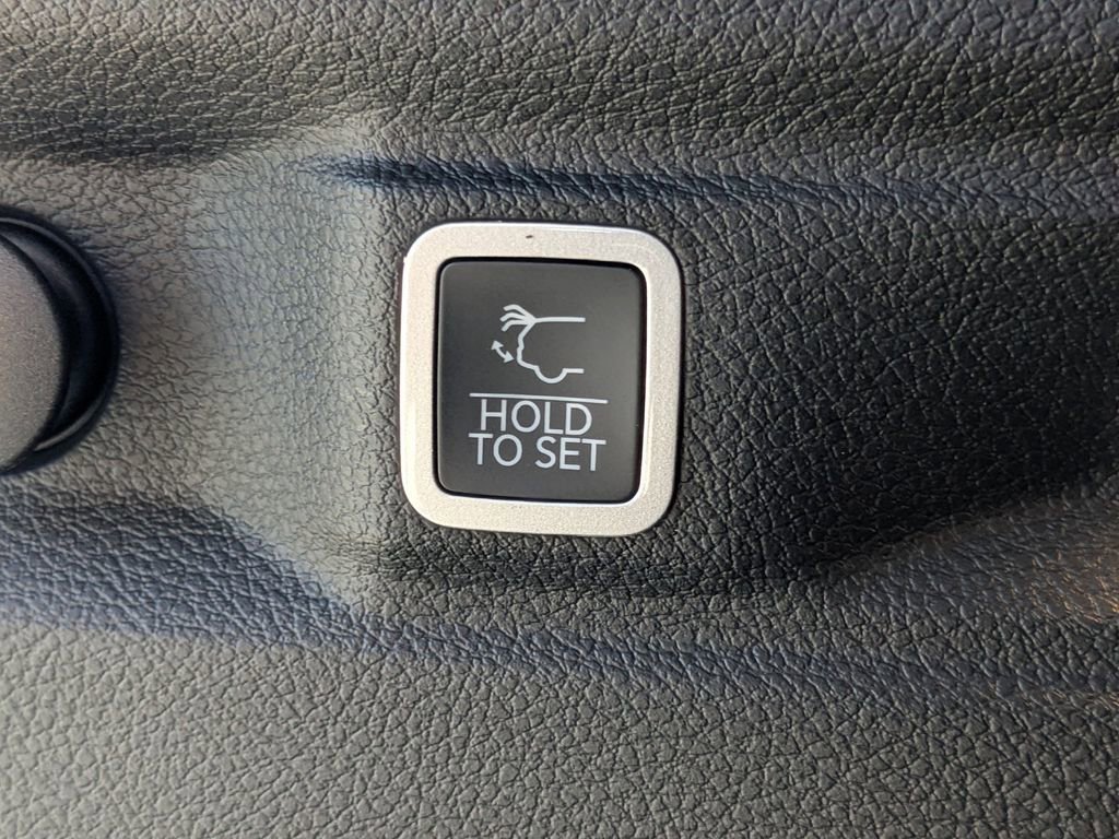 New 2026 Jeep Grand Cherokee L Limited AWD/4WD image 14