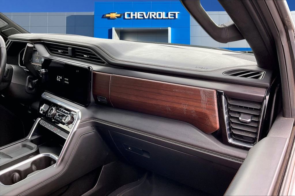 Used 2024 GMC Sierra 3500 Denali Ultimate image 27