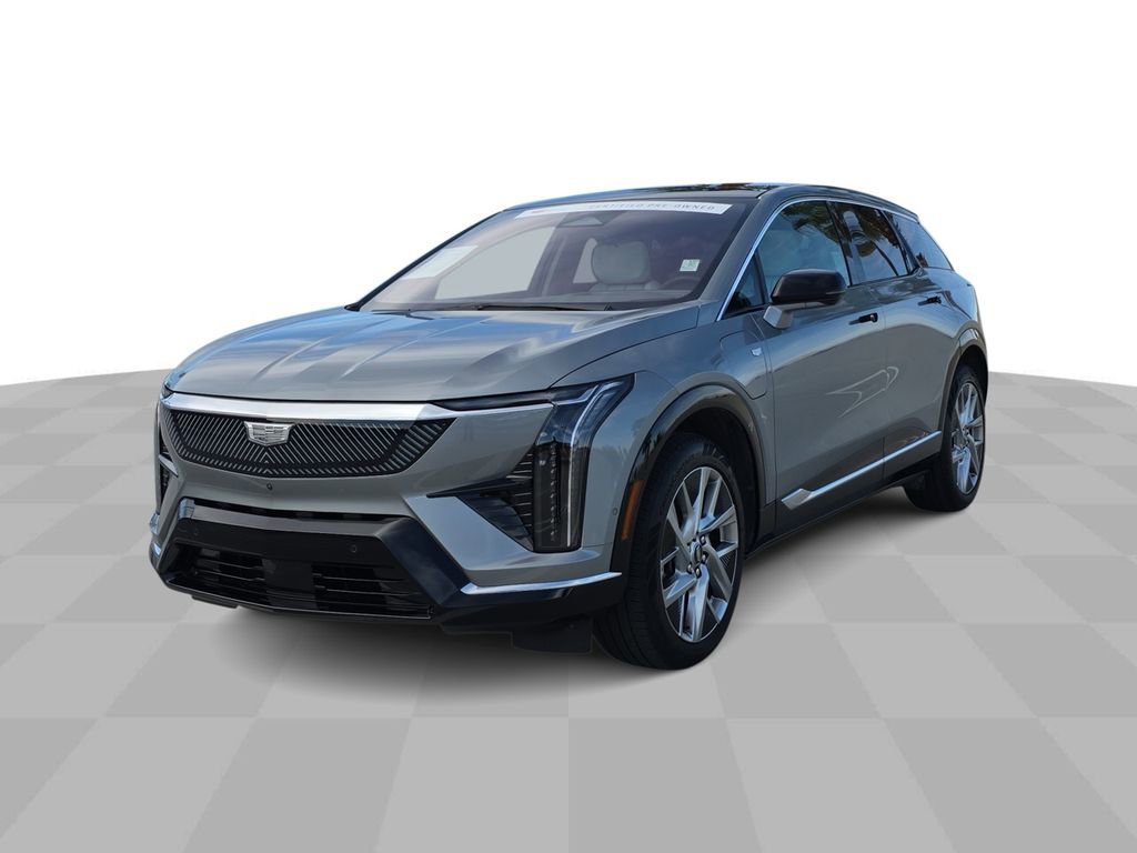 Used 2025 Cadillac Optiq Luxury 2