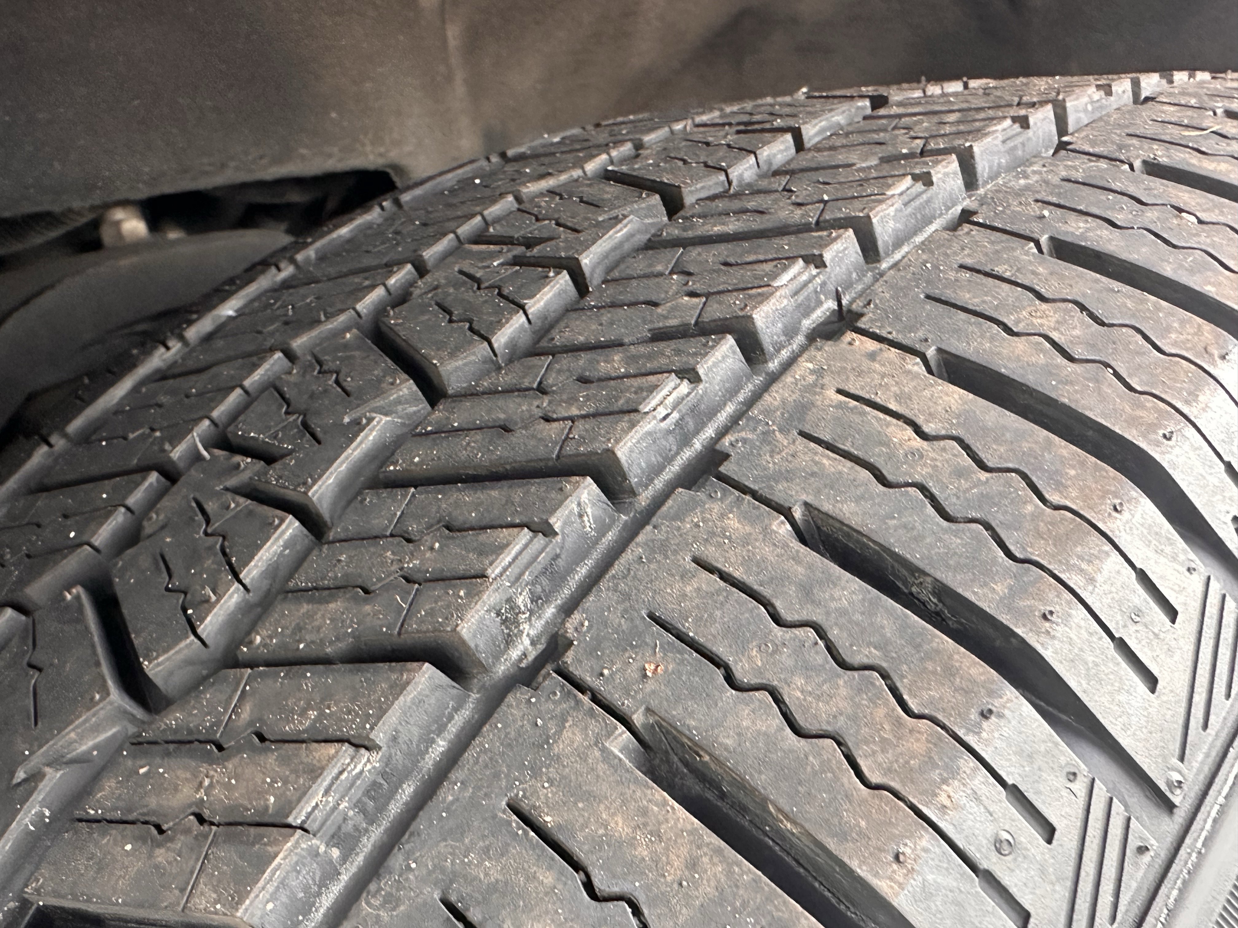 Used 2018 Chevrolet Tahoe LS w/ All-Season Package image 18