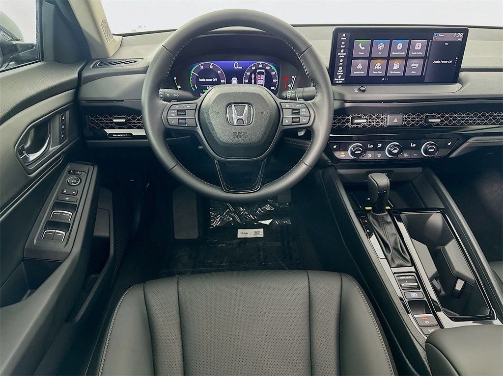 Certified 2025 Honda Accord EX-L image 32