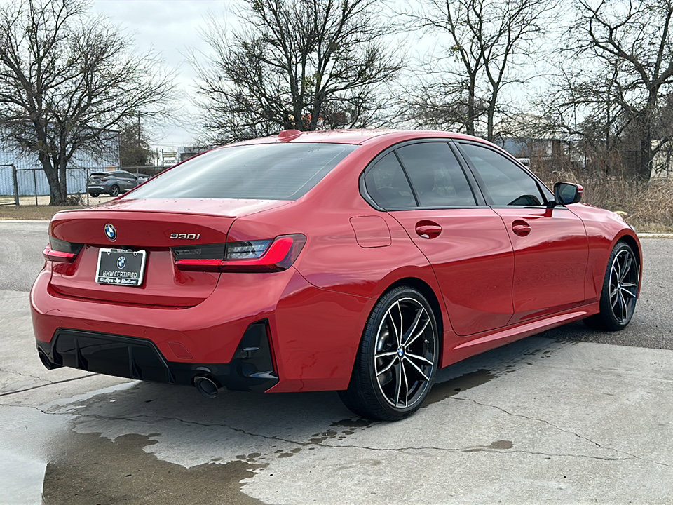 Certified 2024 BMW 330i Sedan w/ M Sport Package image 8