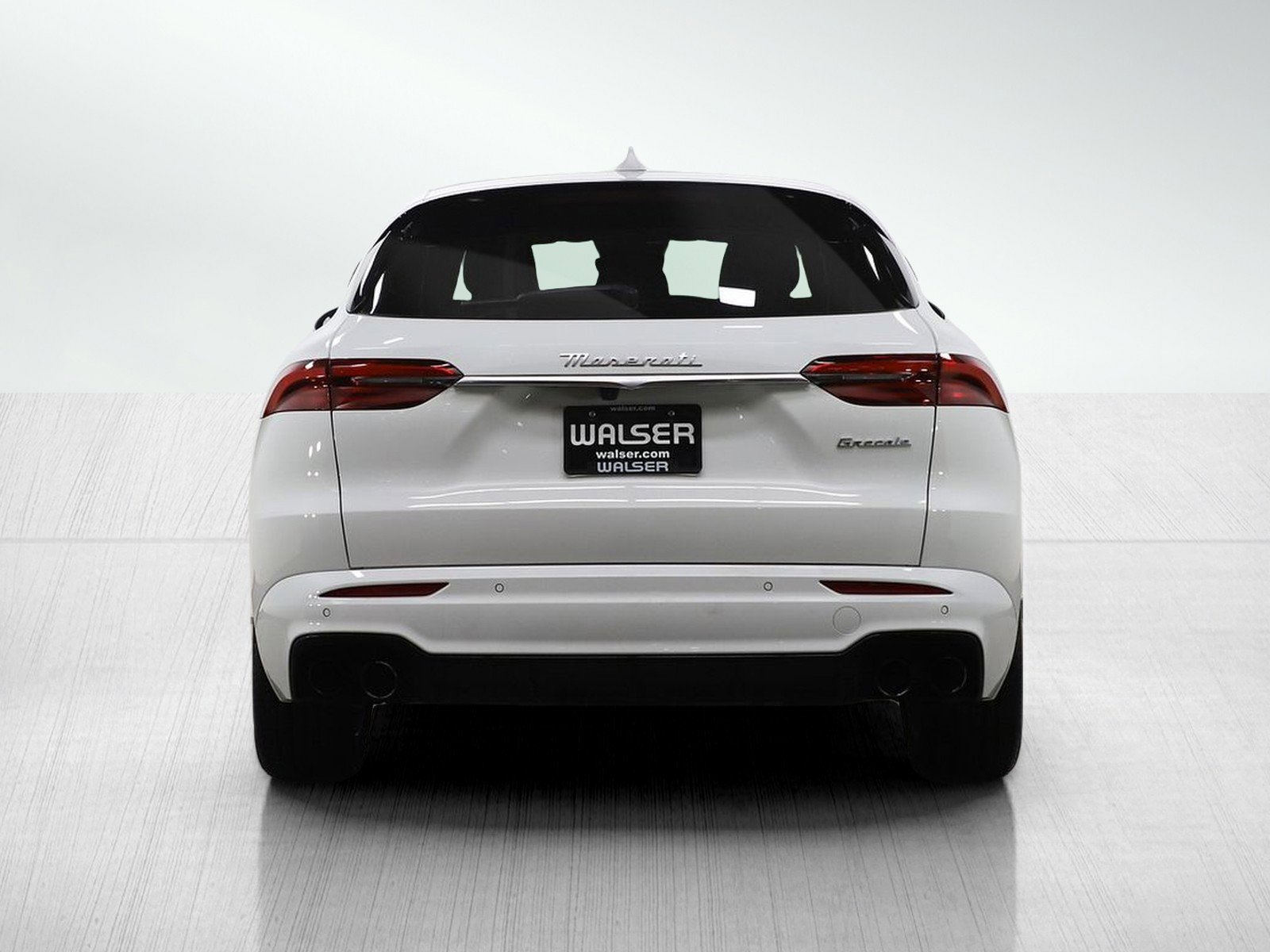 Used 2024 Maserati Grecale GT image 4