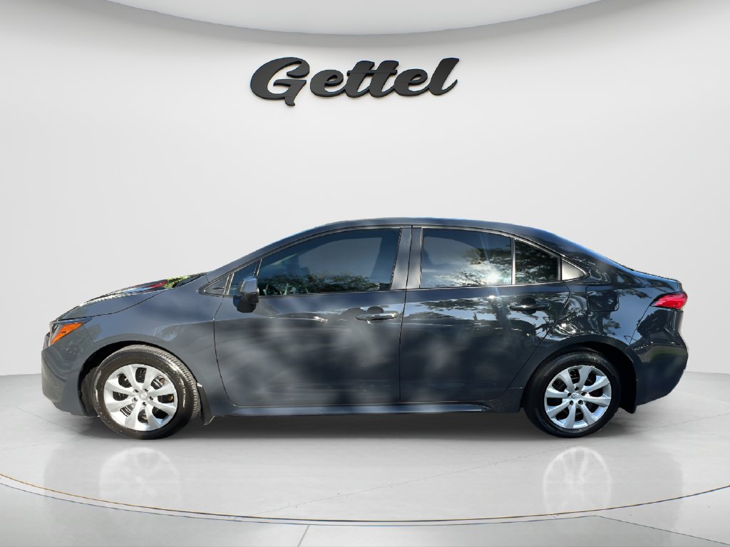 Used 2025 Toyota Corolla LE FWD image 8