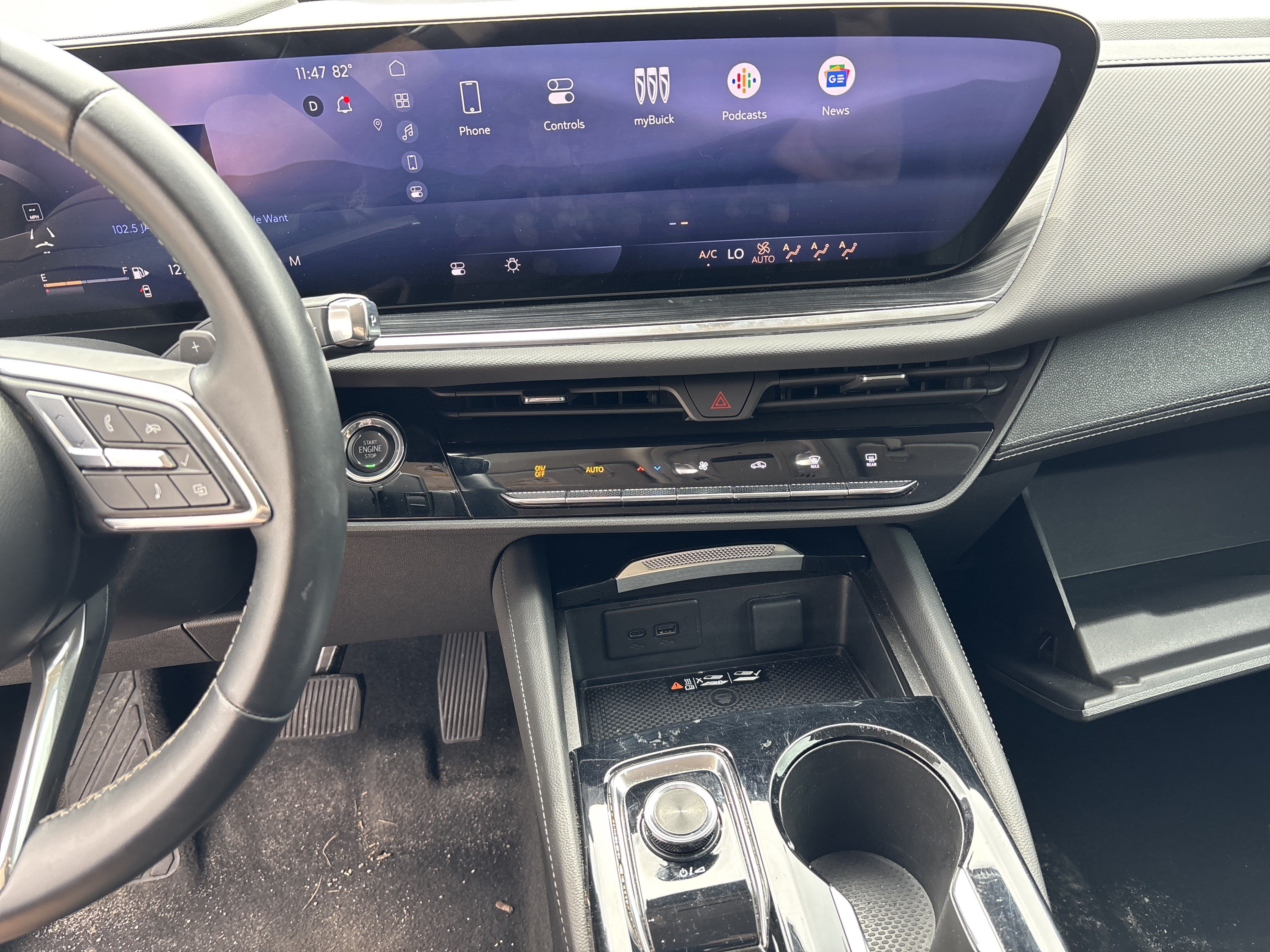 Used 2024 Buick Envision Preferred AWD/4WD image 23