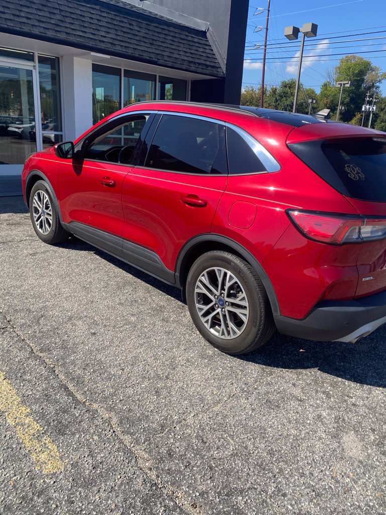 Used 2020 Ford Escape SEL FWD image 4