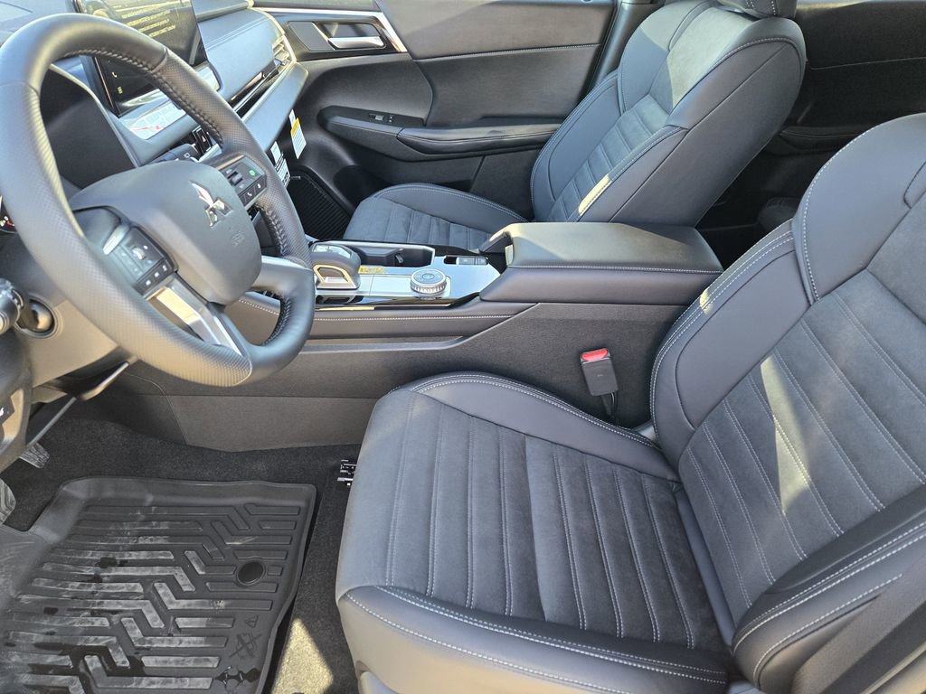 New 2026 Mitsubishi Outlander Trail Edition image 10