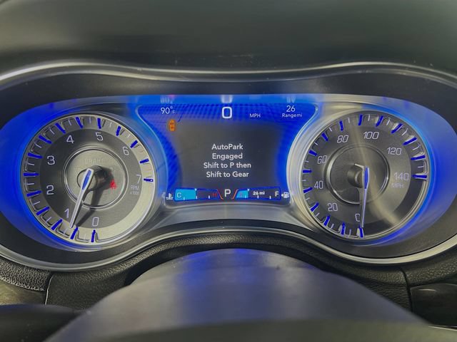 Used 2020 Chrysler 300 Limited RWD image 15
