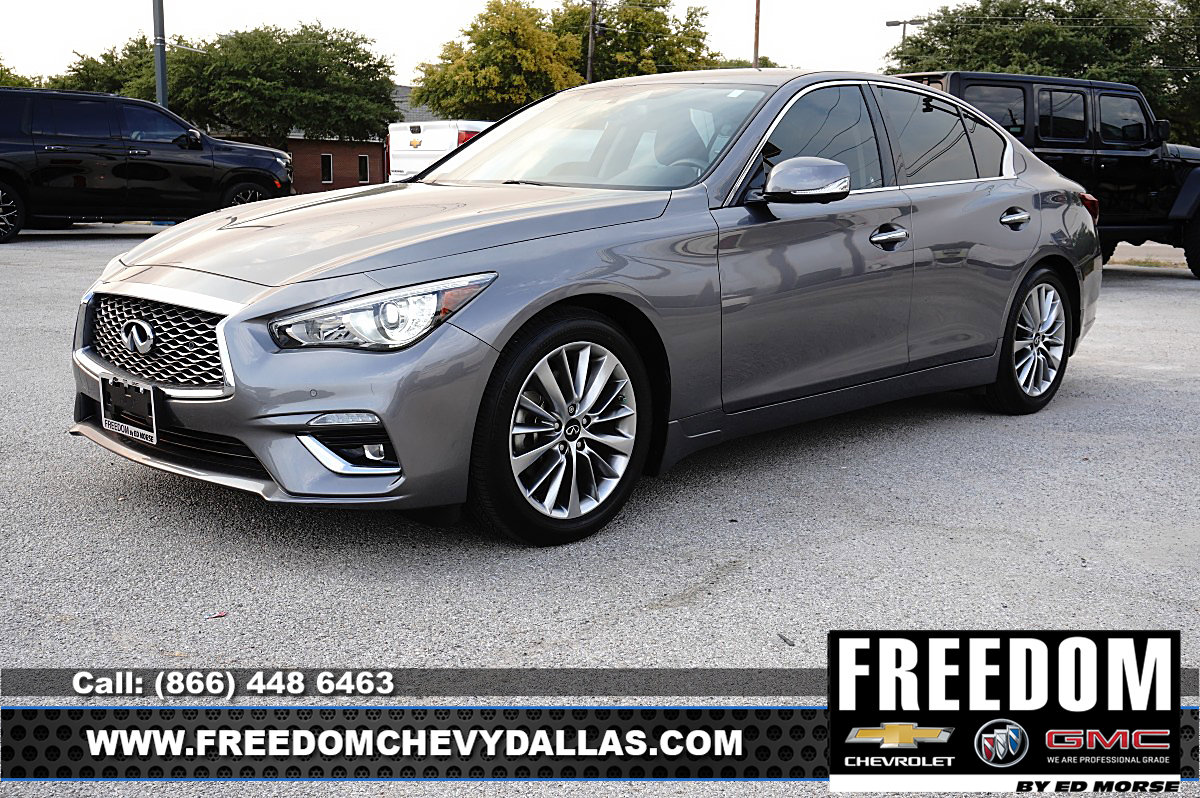 Used 2023 INFINITI Q50 Luxe w/ Cargo Package RWD image 3
