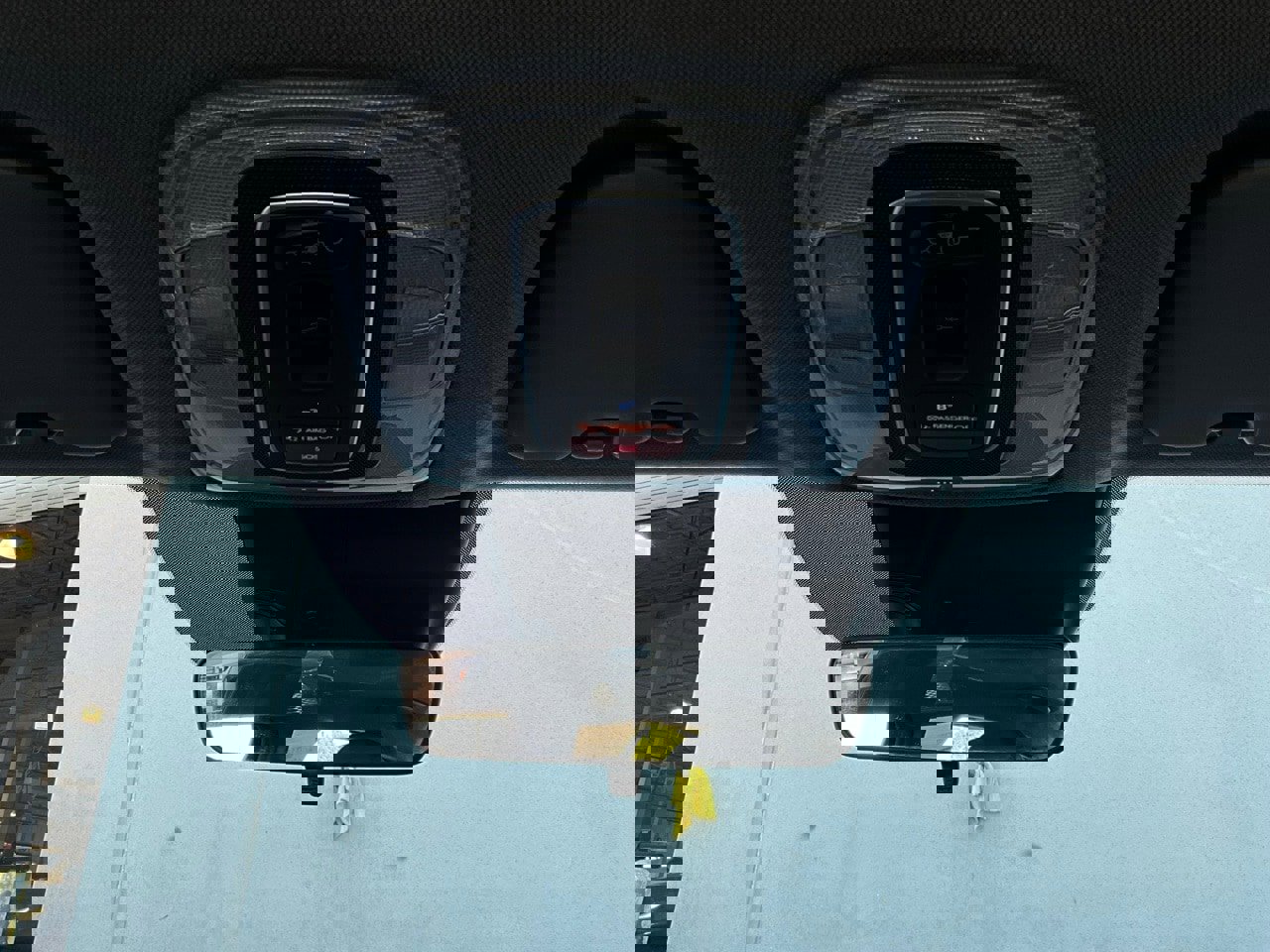 Used 2025 Hyundai Elantra SEL image 15