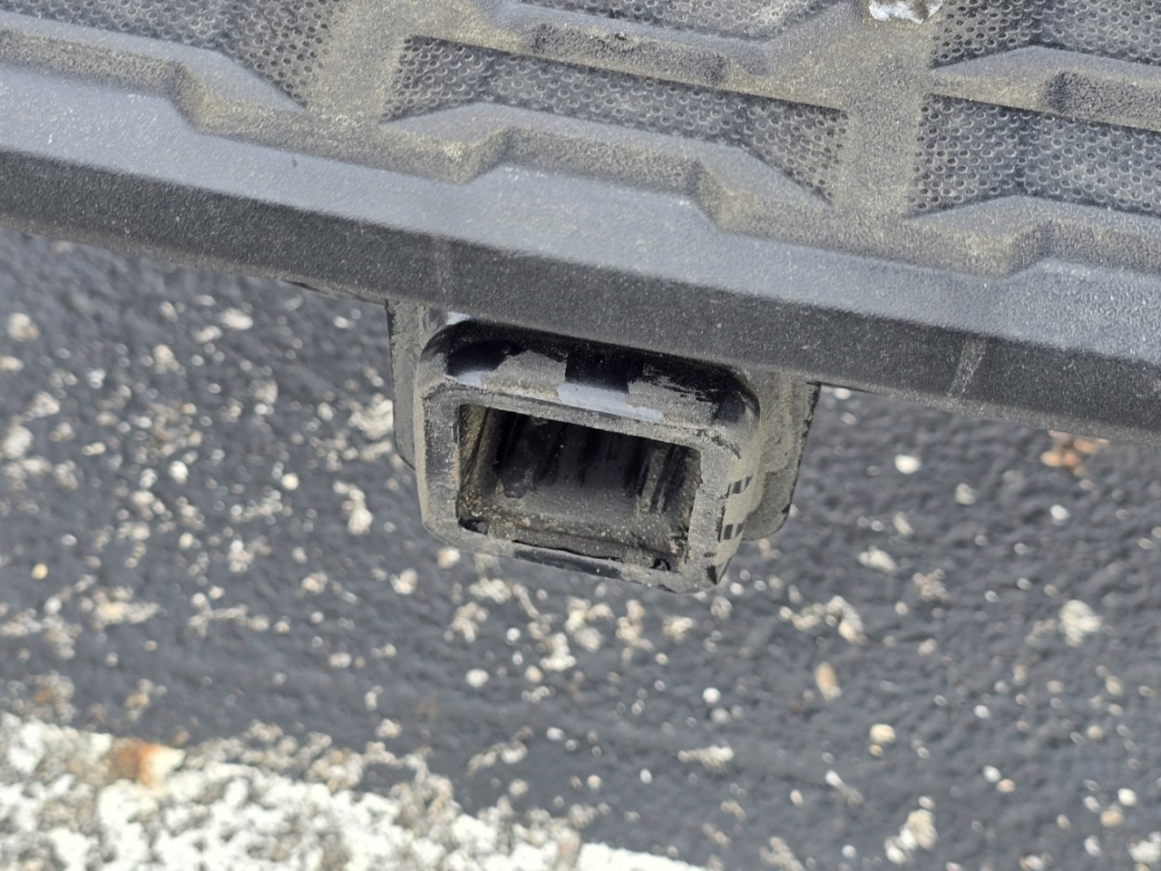 Used 2016 Toyota Tacoma TRD Sport w/ Towing Package image 12