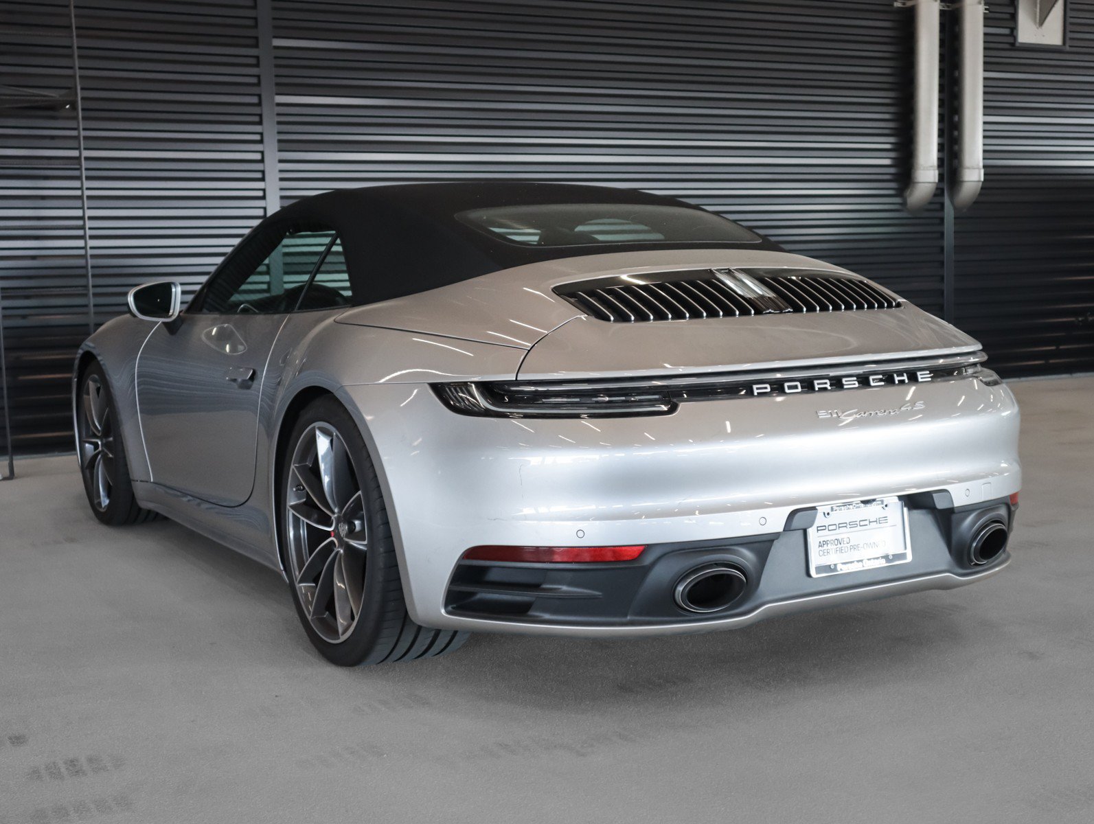 Certified 2021 Porsche 911 Carrera 4S AWD/4WD image 3