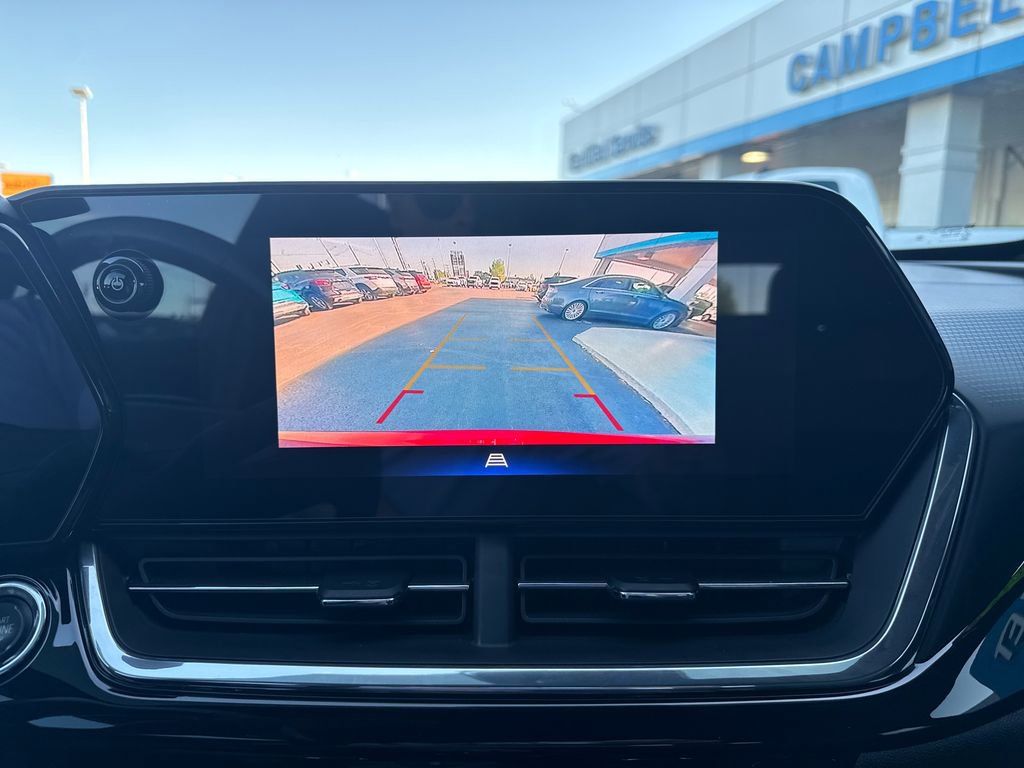 Used 2025 Chevrolet Trax RS image 23