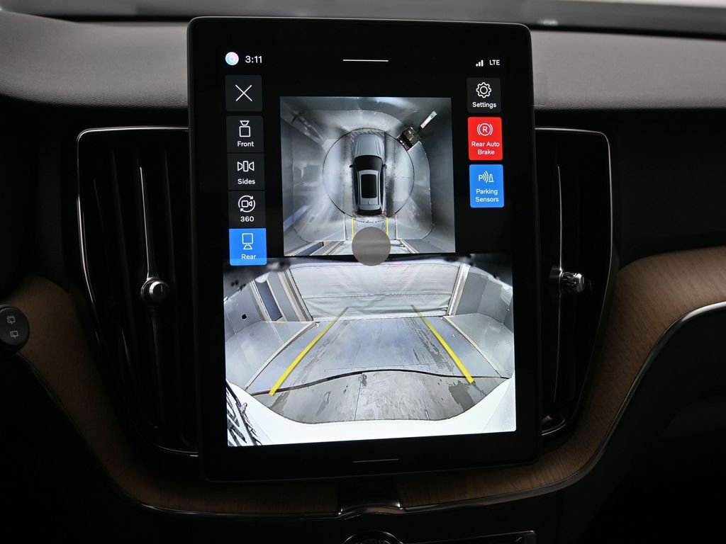 New 2026 Volvo XC60 B5 Plus w/ Climate Package image 13