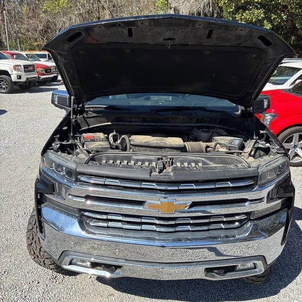 Used 2019 Chevrolet Silverado 1500 LTZ w/ LTZ Plus Package image 11