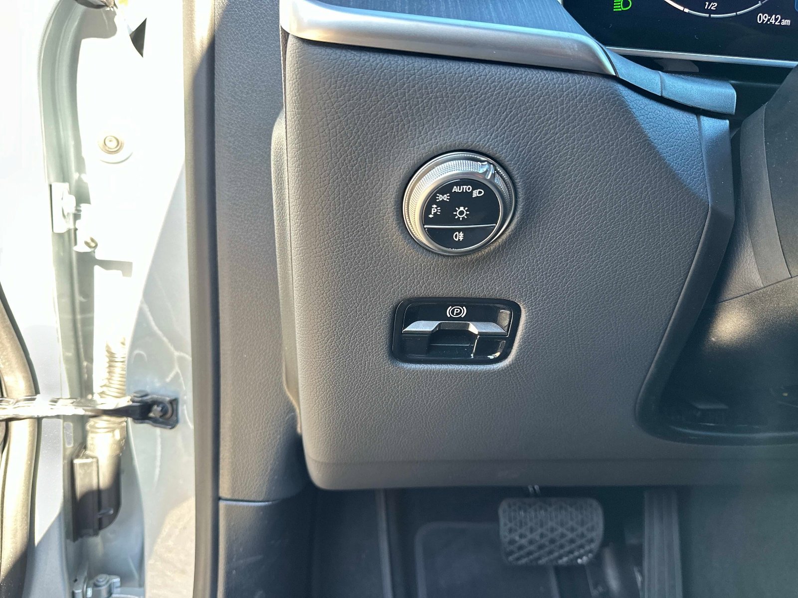 Certified 2026 Mercedes-Benz GLC 300 image 27