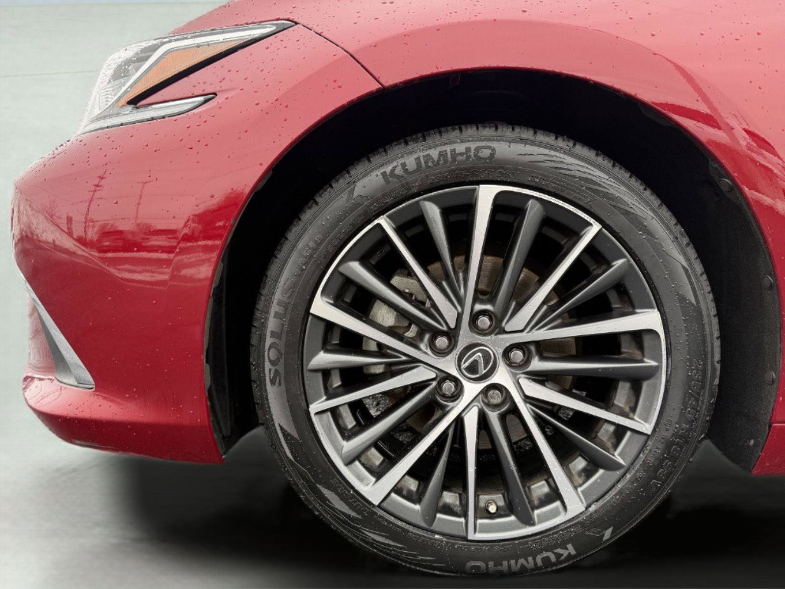 Certified 2023 Lexus ES 250 w/ Premium Package image 8