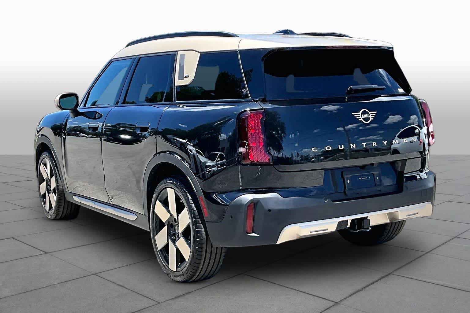 Used 2025 MINI Cooper Countryman S w/ Comfort Package Max AWD/4WD image 11