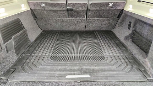 Used 2023 Land Rover Range Rover Long Wheelbase Autobiography image 15