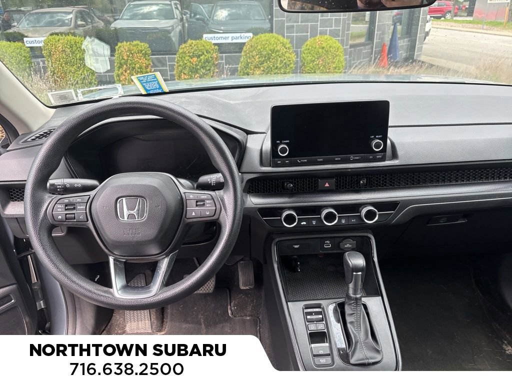Used 2023 Honda CR-V LX image 9