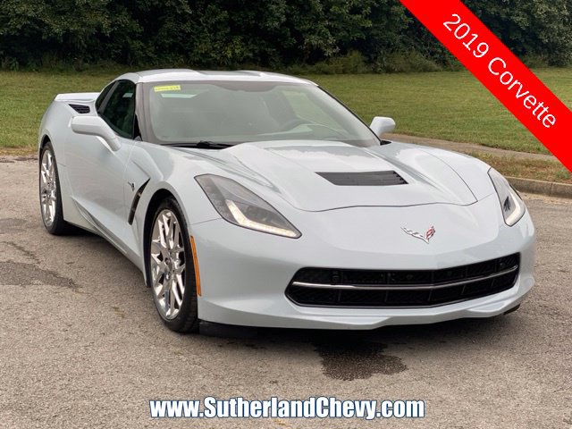 Used 2019 Chevrolet Corvette Stingray Coupe RWD image 1