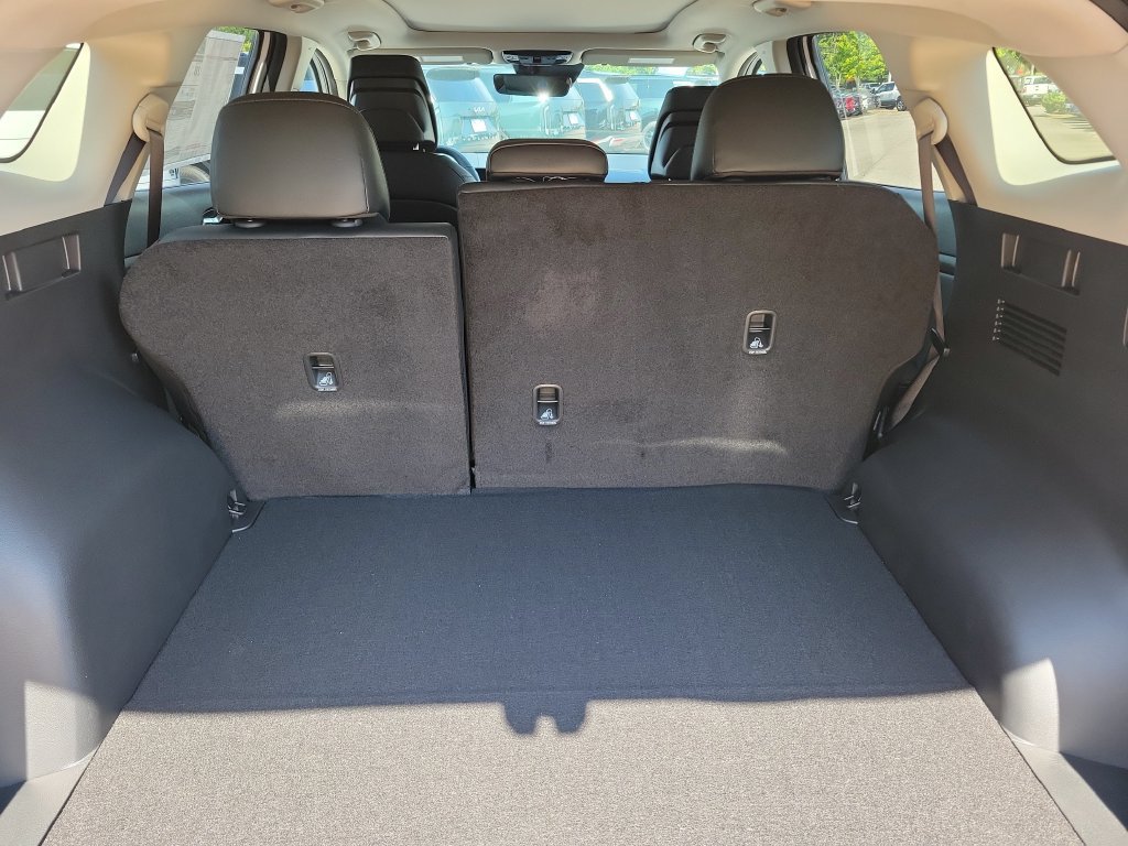 New 2026 Kia Sportage EX w/ EX Panorama Roof Package FWD image 9