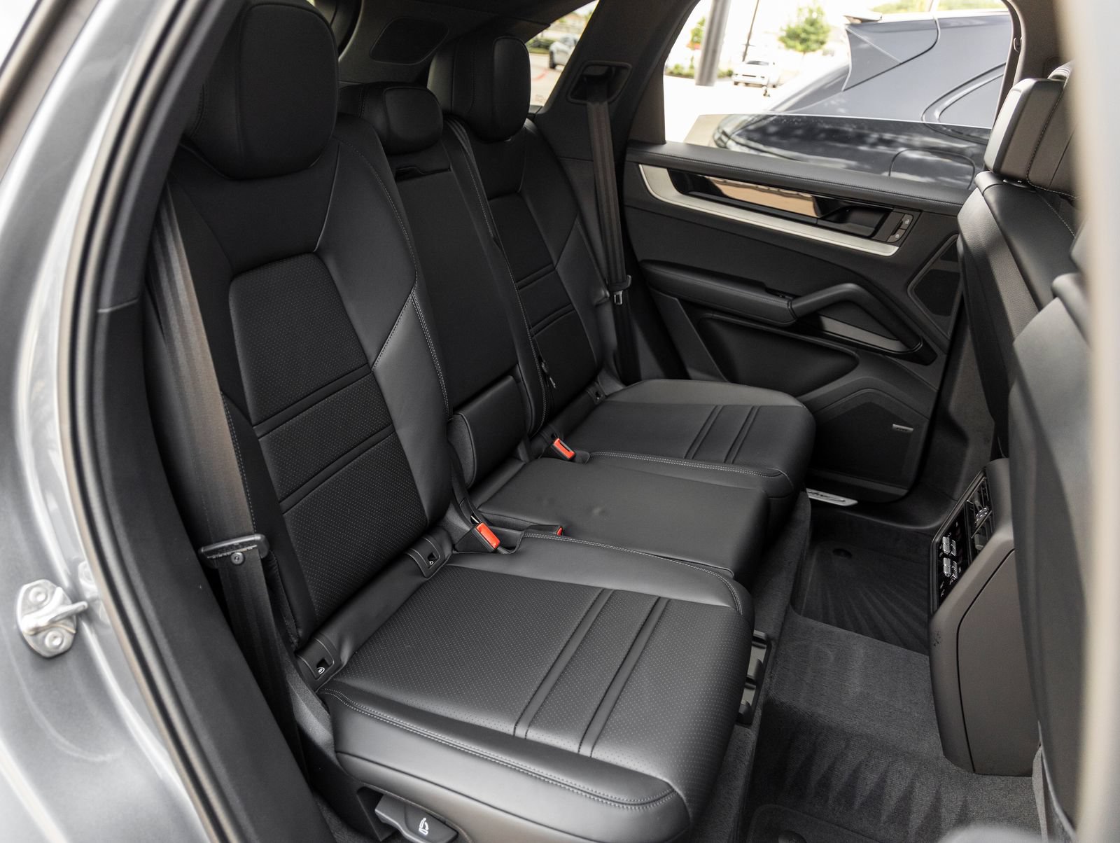 New 2026 Porsche Cayenne S AWD/4WD image 39