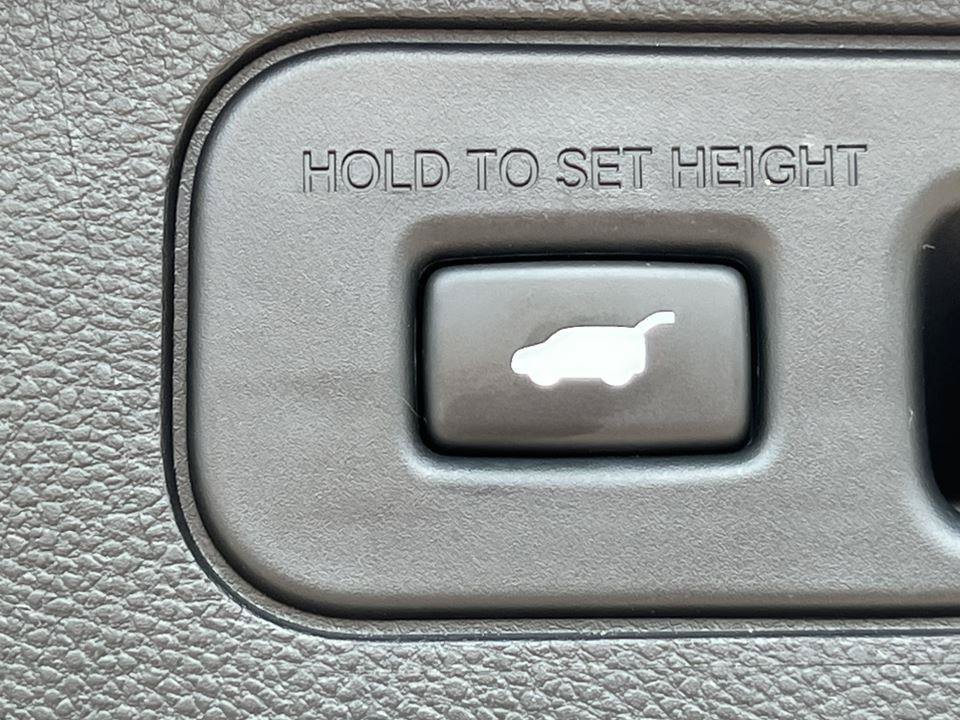 Used 2025 Honda Odyssey Elite image 34