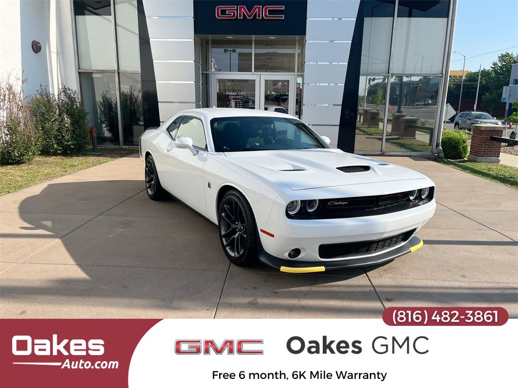 Used 2022 Dodge Challenger R/T Scat Pack w/ Scat Pack Stripe