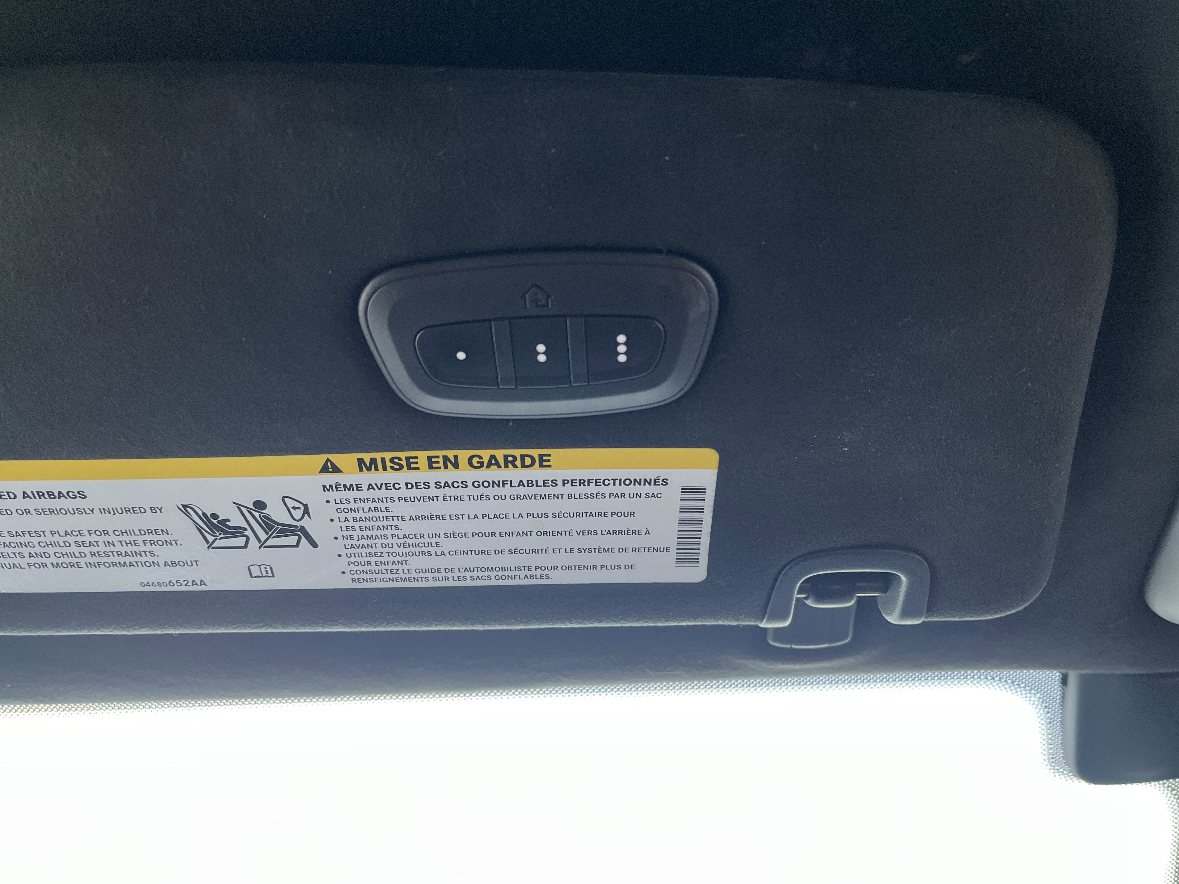 Used 2021 Chrysler Pacifica Pinnacle image 45