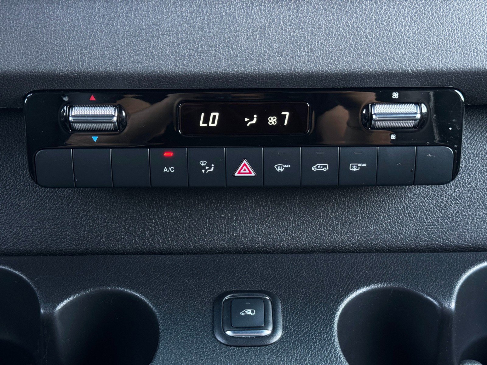 Used 2023 Mercedes-Benz Sprinter 3500 image 32