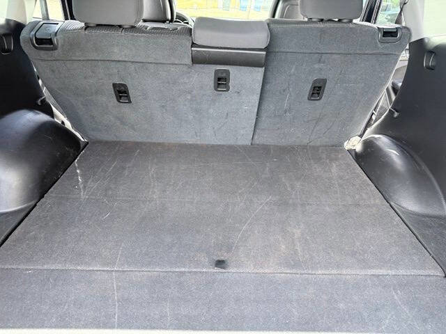 Used 2012 Kia Sorento LX w/ Convenience Pkg FWD image 18