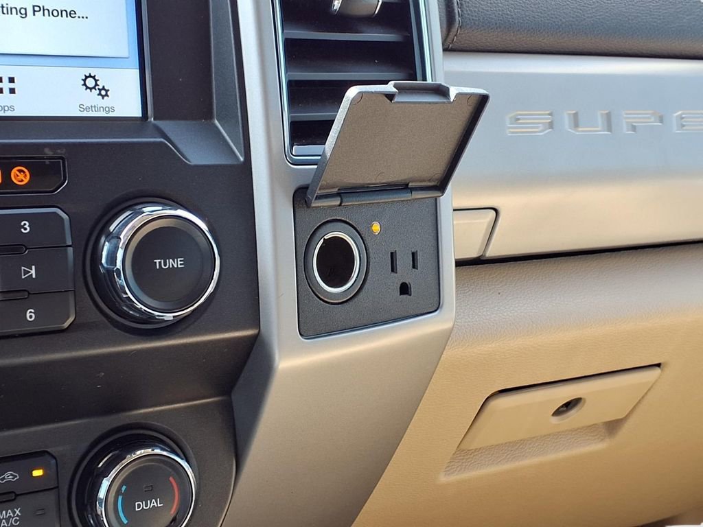 Used 2019 Ford F250 Lariat w/ Chrome Package image 15