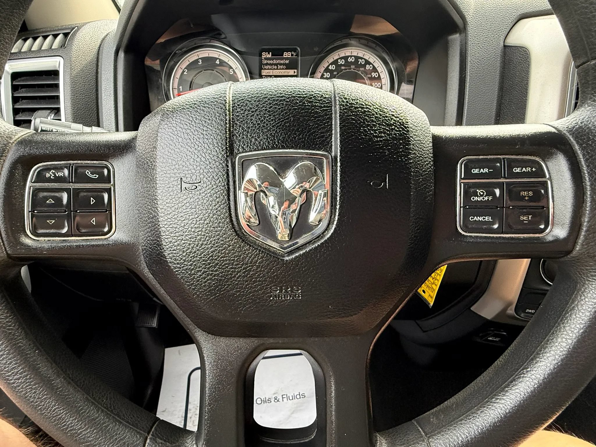 Used 2019 RAM 1500 Classic SLT AWD/4WD image 21