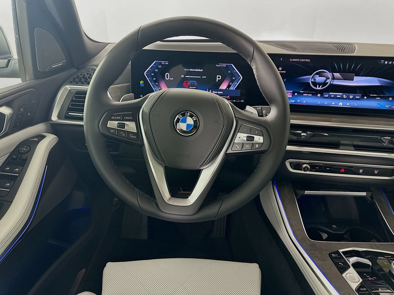 New 2026 BMW X5 xDrive40i AWD/4WD image 16