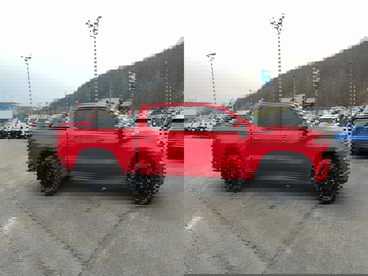 Used 2019 Chevrolet Silverado 1500 RST image 3