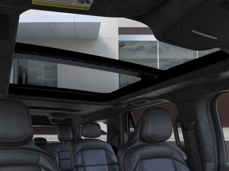 New 2026 Lincoln Navigator L Black Label AWD/4WD image 22