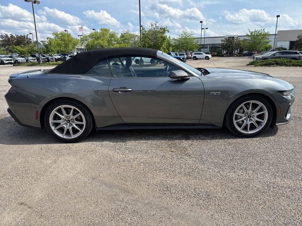 Used 2025 Ford Mustang GT Premium RWD image 13