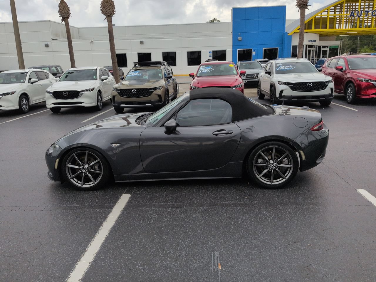 Used 2016 MAZDA MX-5 Miata Grand Touring RWD image 7