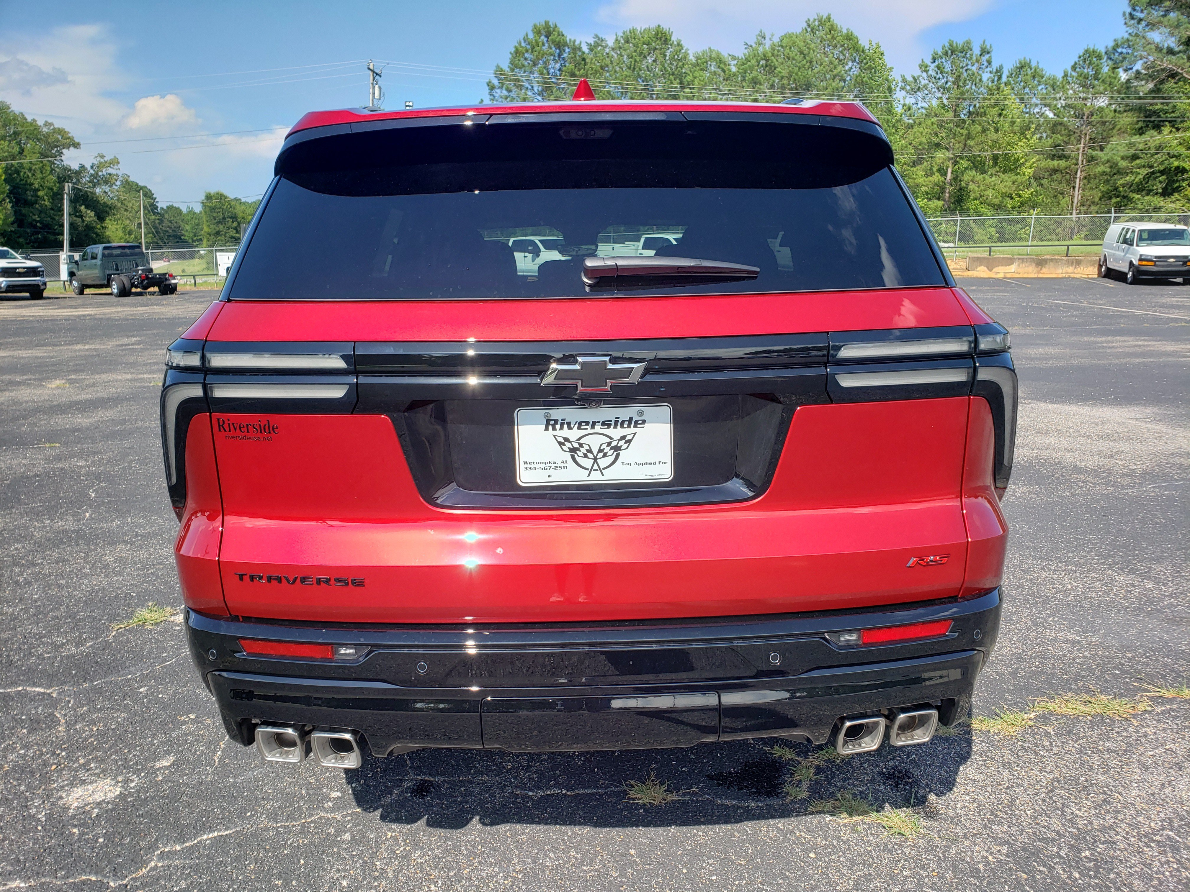 New 2026 Chevrolet Traverse RS w/ LPO, Floor Liner Package FWD image 8