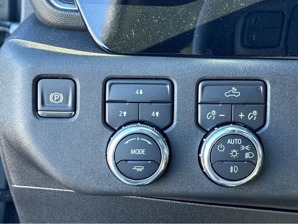 New 2026 GMC Sierra 2500 SLE image 10