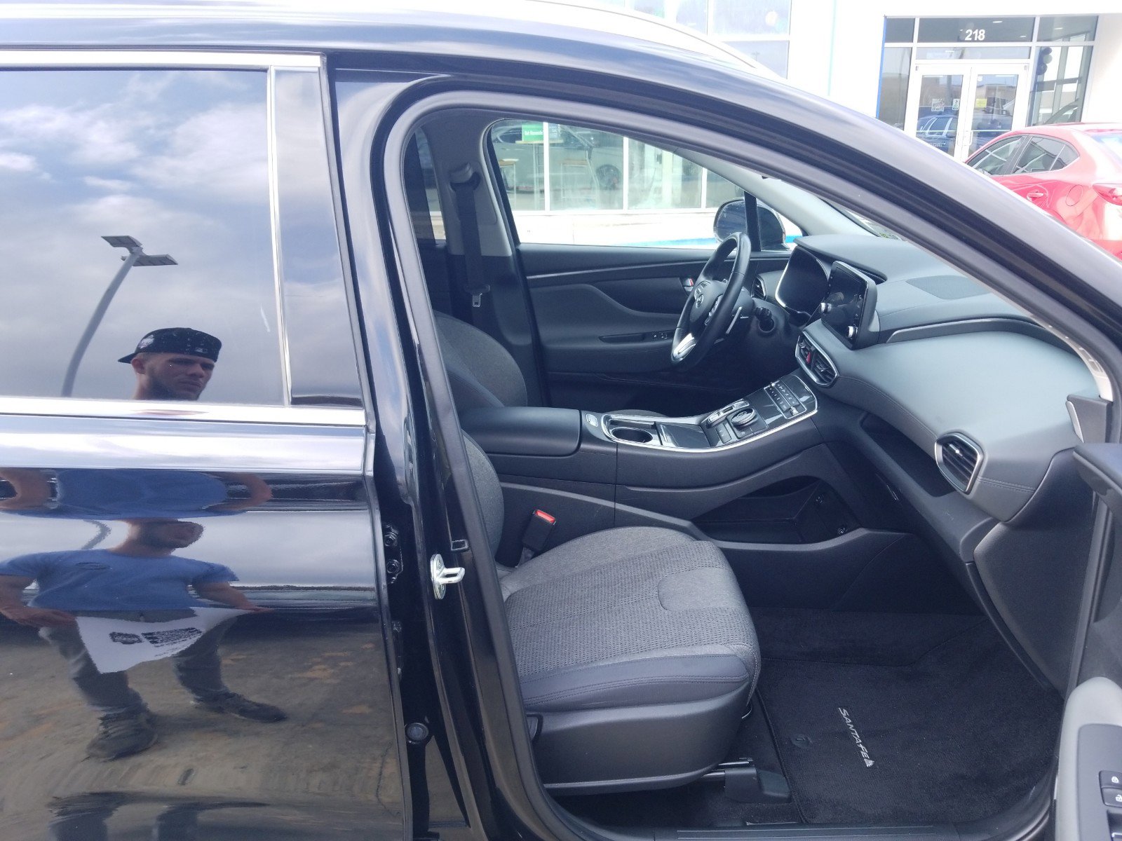 Used 2022 Hyundai Santa Fe SEL w/ Convenience Package image 17