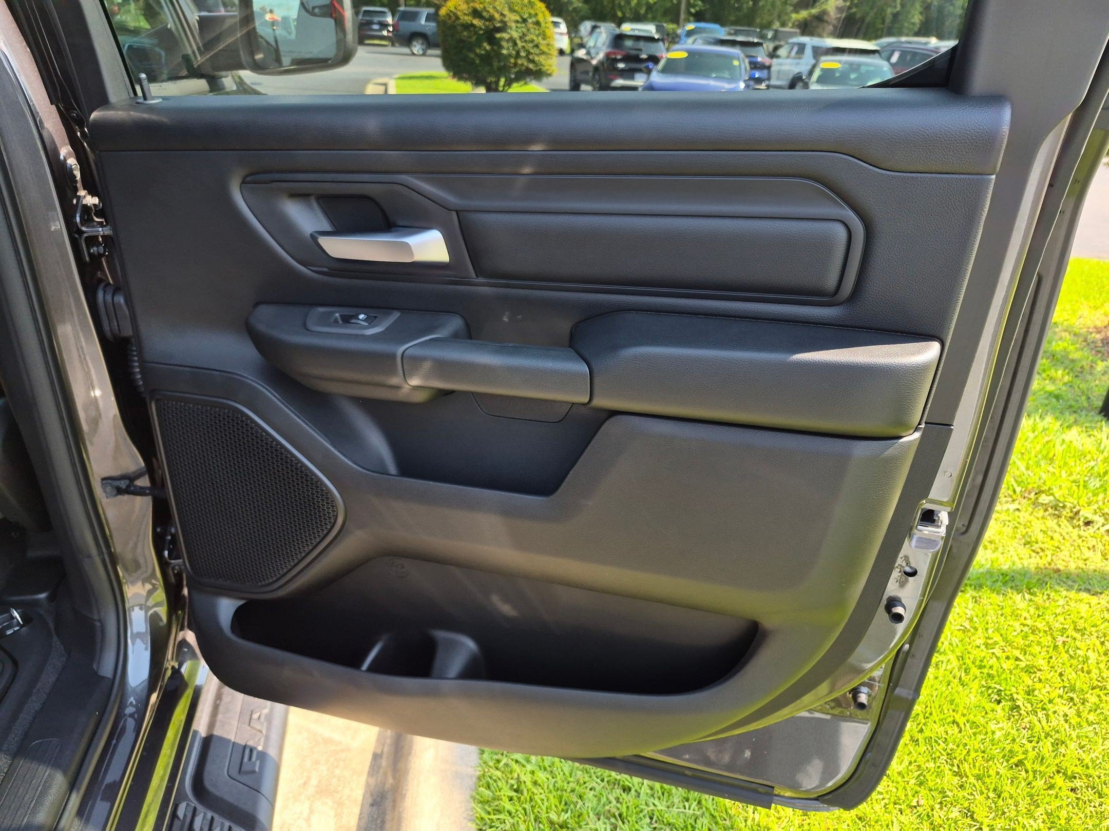 New 2026 RAM 1500 Express AWD/4WD image 21