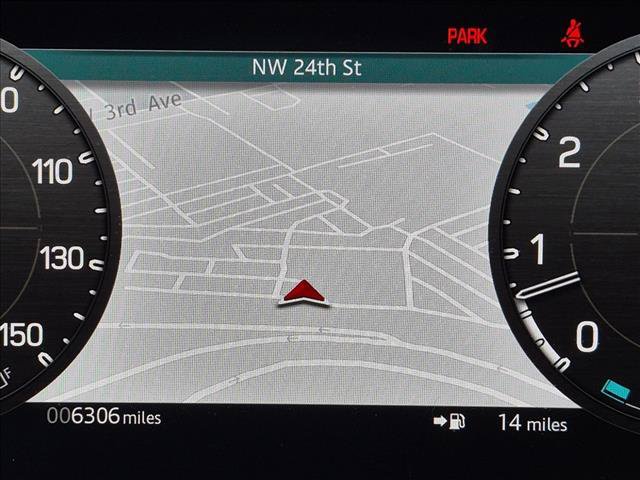 Certified 2025 Land Rover Defender 130 X-Dynamic SE AWD/4WD image 11