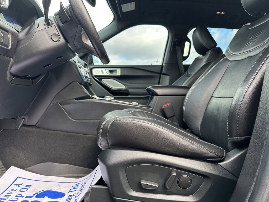 Used 2022 Ford Explorer ST w/ Equipment Group 401A image 22