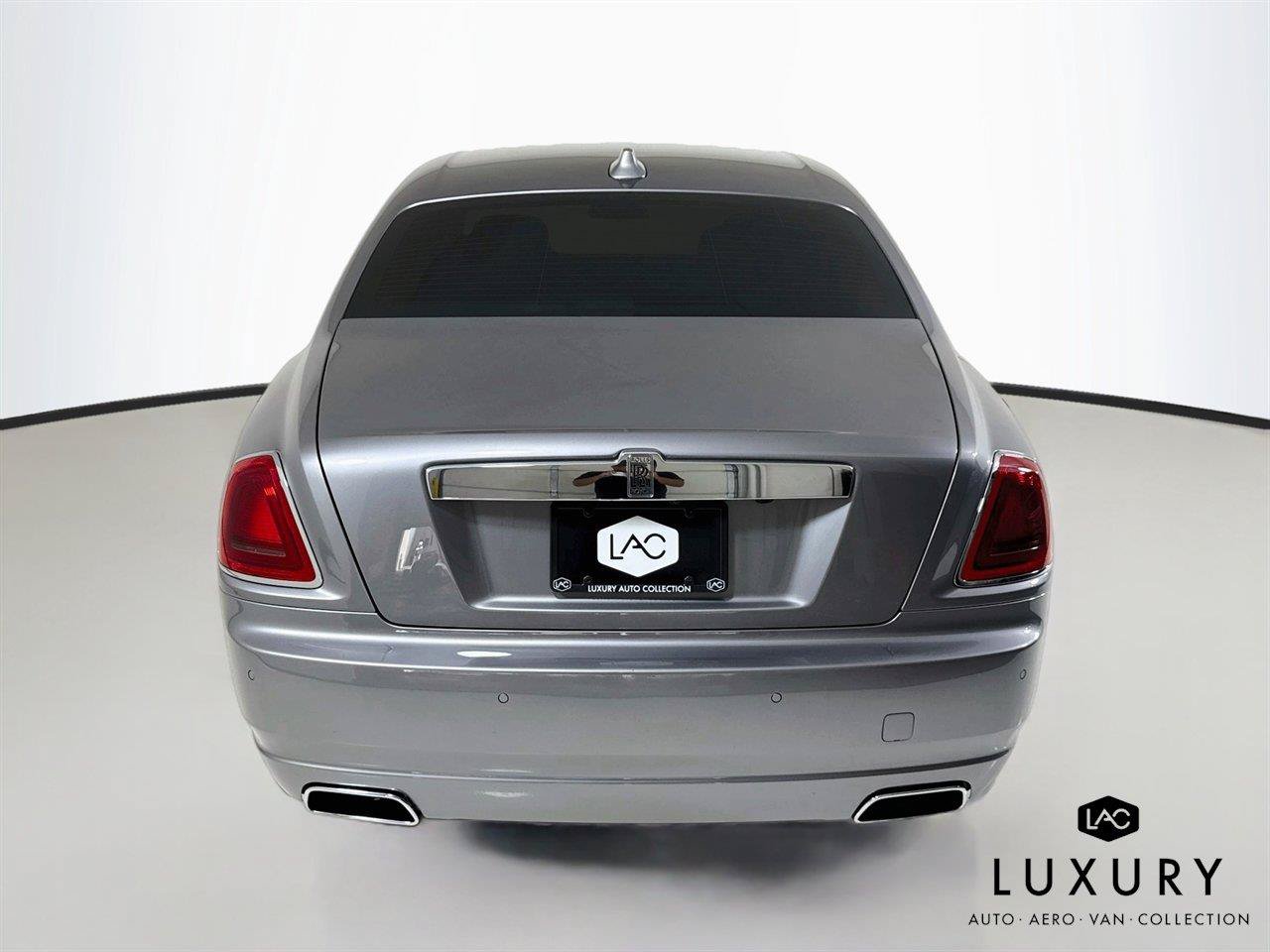 Used 2019 Rolls-Royce Ghost RWD image 6